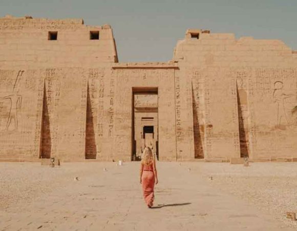 Half-Day tour to temple of Habu & and Deir El-Medina
